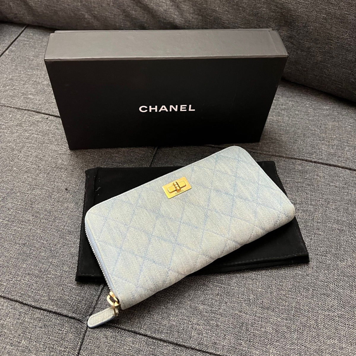 Chanel 2.55 Reissue Long Zipped Wallet · Denim · Complete Set — photo 1