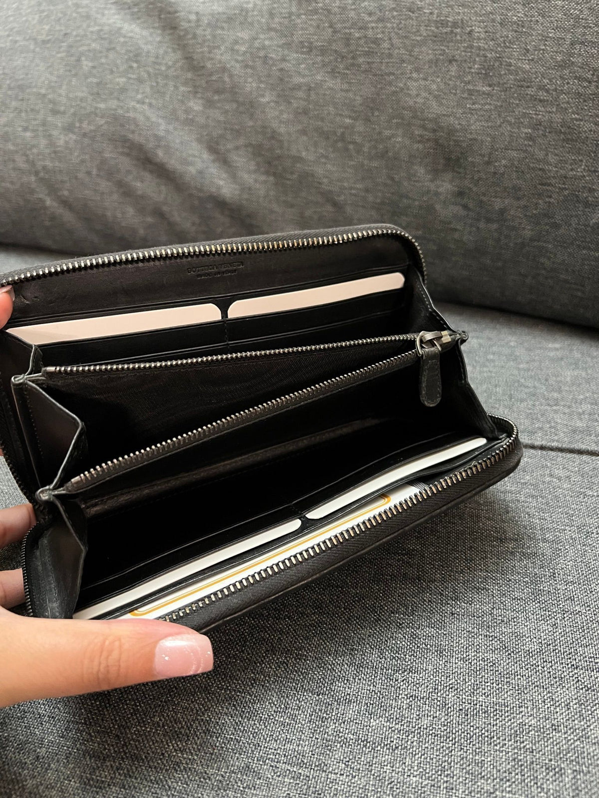 Bottega Veneta Zip-Around Wallet · Black — photo 7
