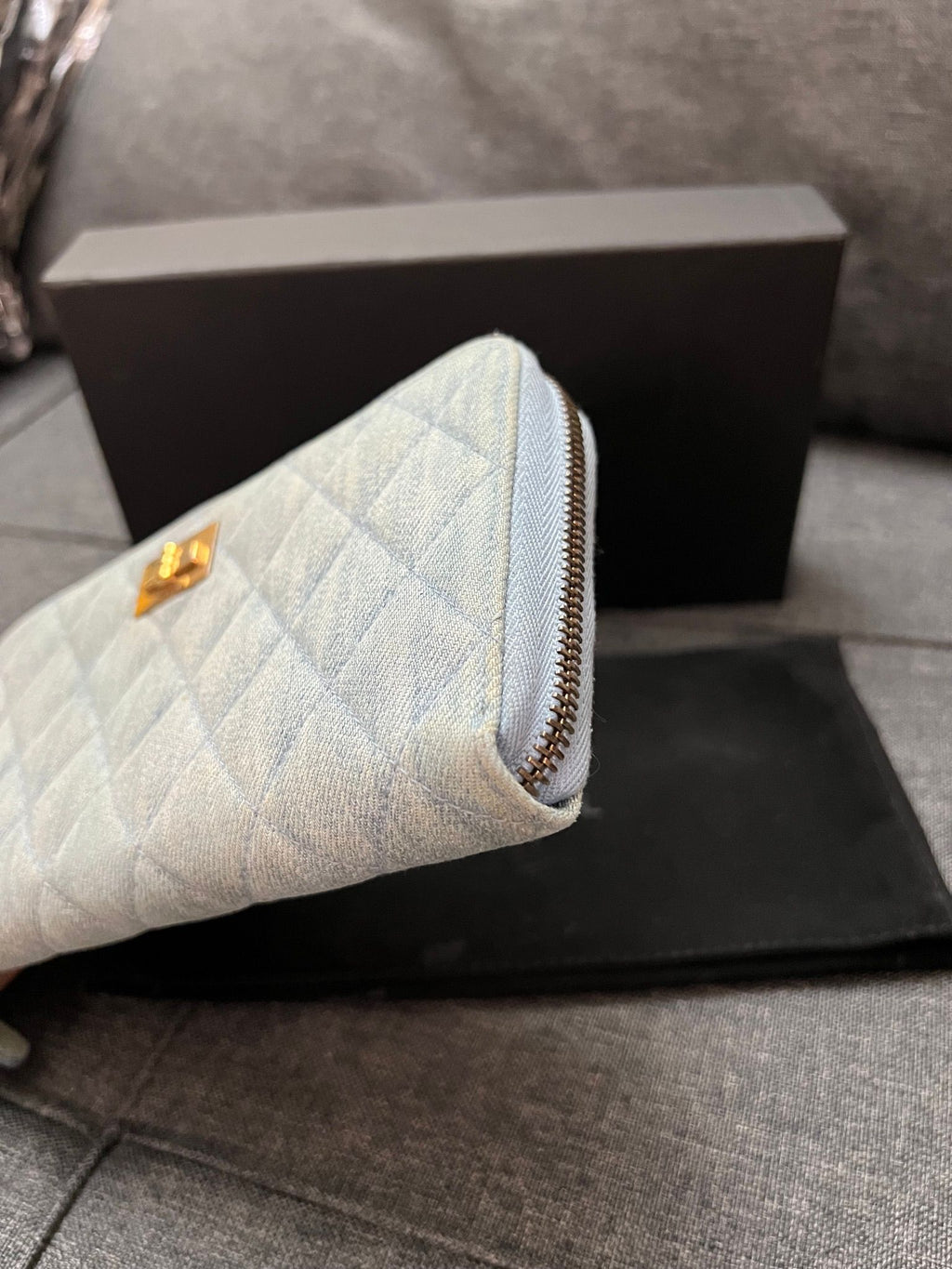 Chanel 2.55 Reissue Long Zipped Wallet · Denim · Complete Set — photo 4