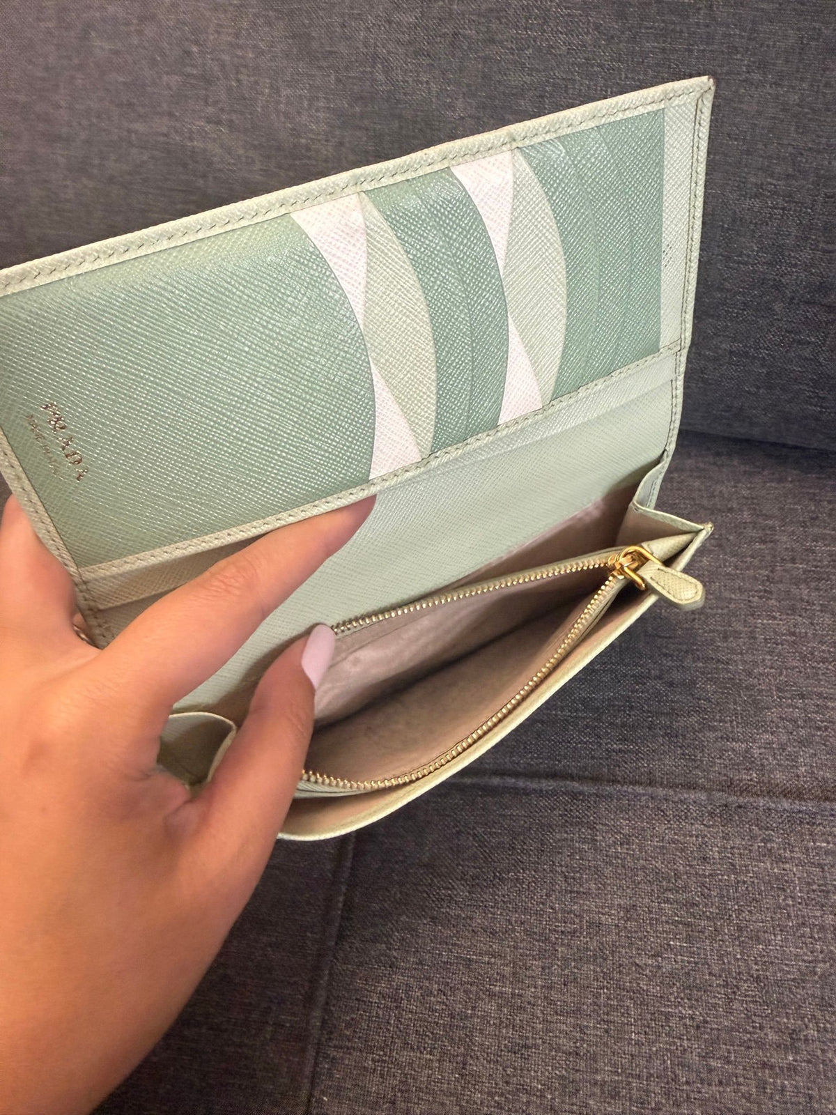 Prada Leather Wallet · Green — photo 5