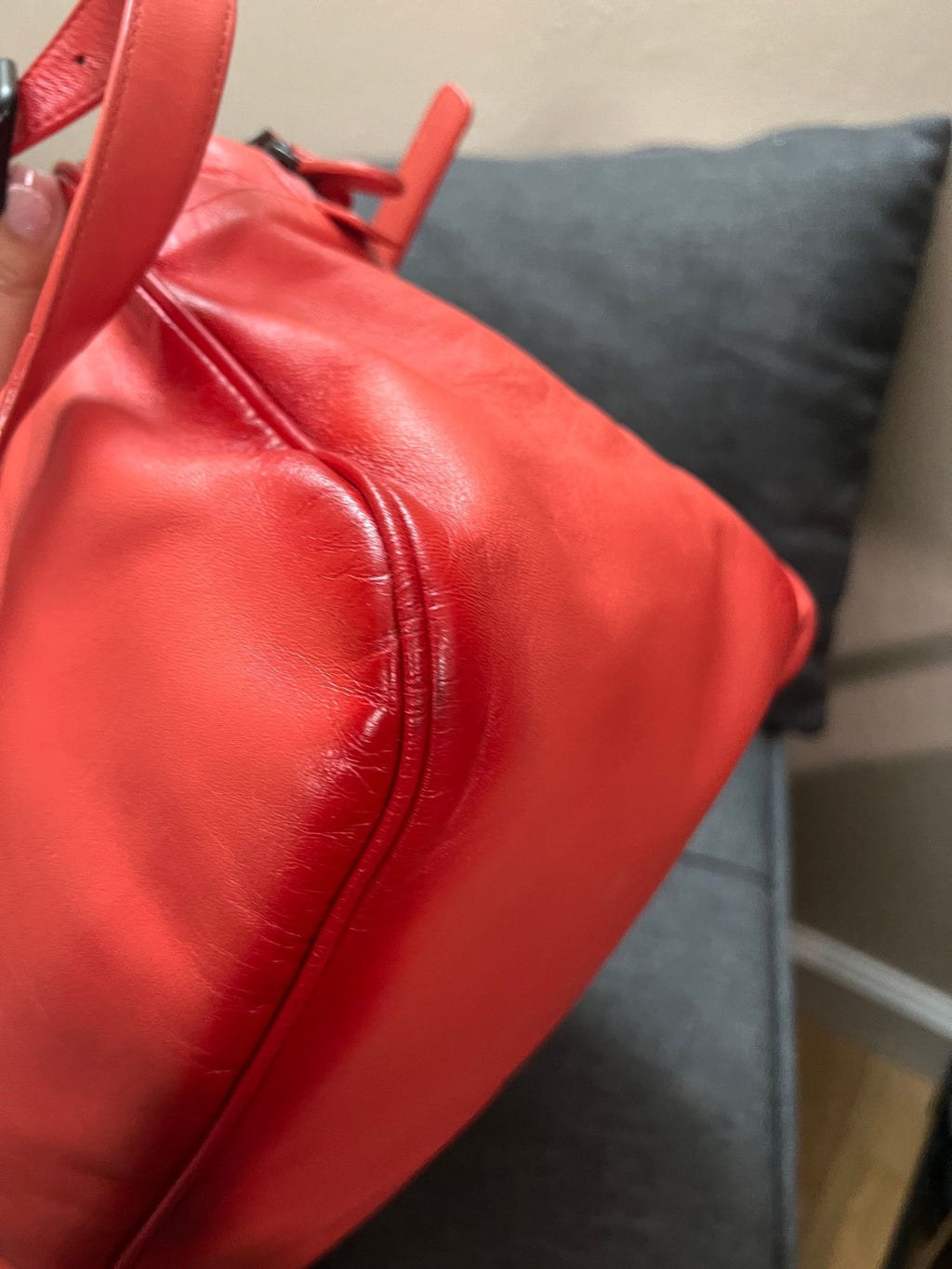 Bottega Veneta Intrecciato Ombré Leather Shoulder Bag · Red — photo 8