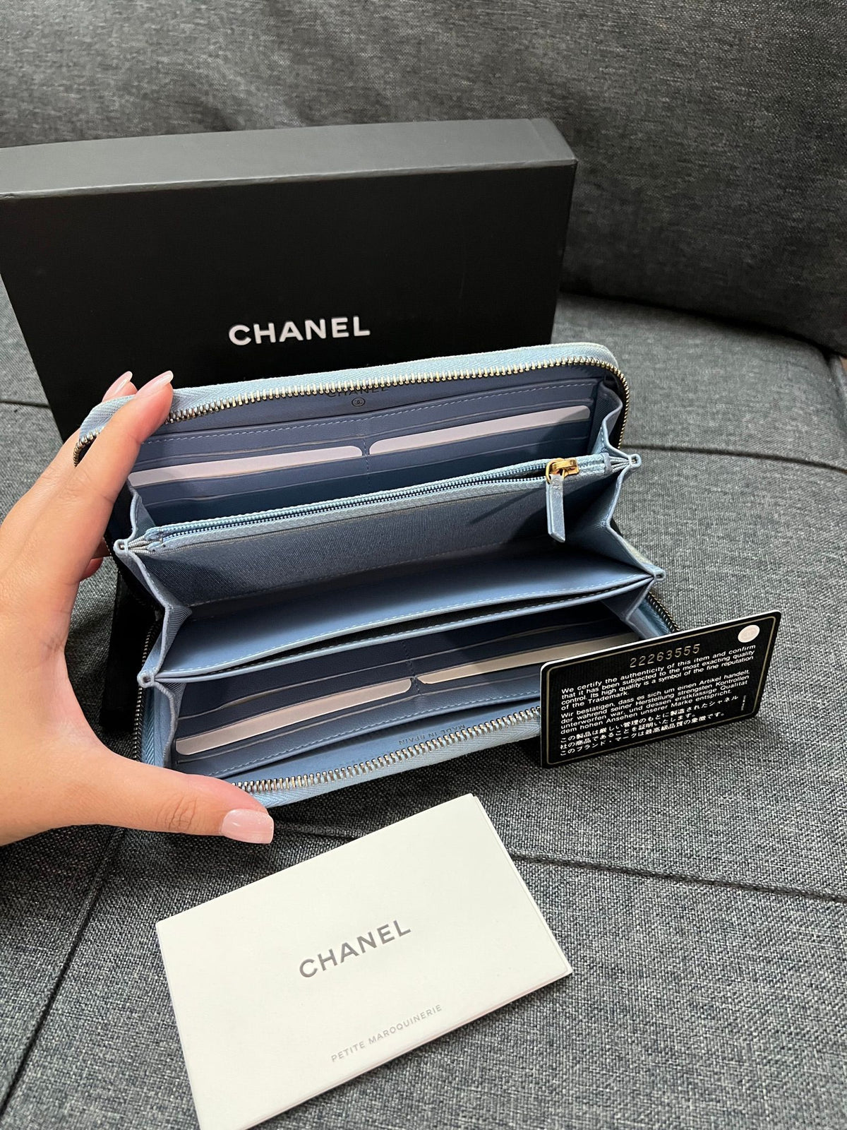 Chanel 2.55 Reissue Long Zipped Wallet · Denim · Complete Set — photo 9
